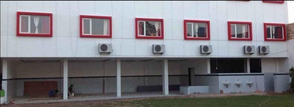 Hotel Shri Vardhan Ujjain Zewnętrze zdjęcie